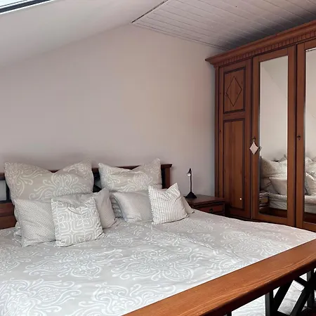 Апартаменты Shared Holiday In Two Separate Flats Брилон